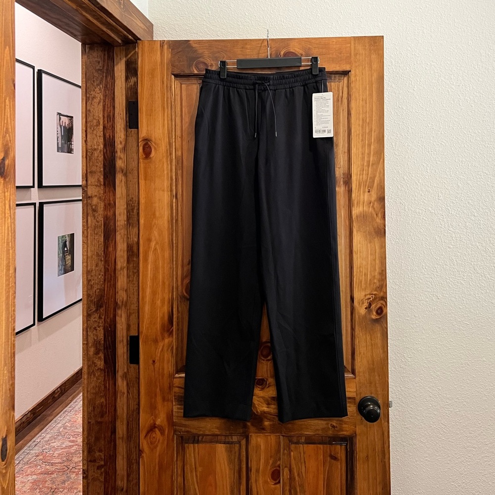 Lululemon straight leg pant